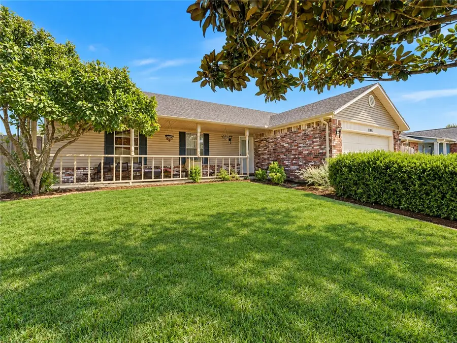 1905 S E Street, Rogers, AR 72758 - #3