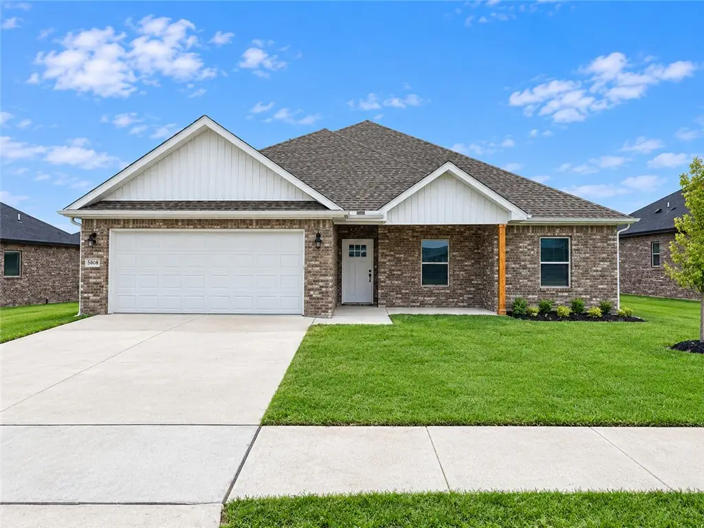 1048 Parker Lane, Pea Ridge, AR 72751 - #1