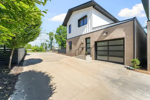 614 NW Bike Court, Bentonville, AR 72712