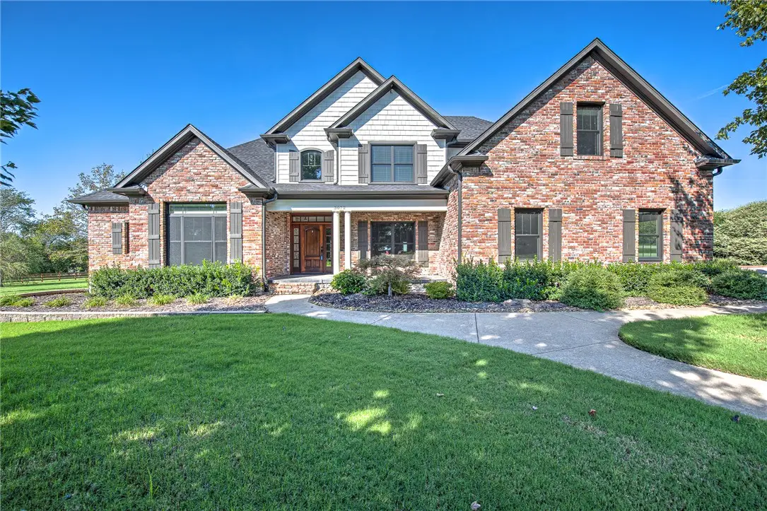 3072 E Hunters Ridge Road, Springdale, AR 72764 - #1