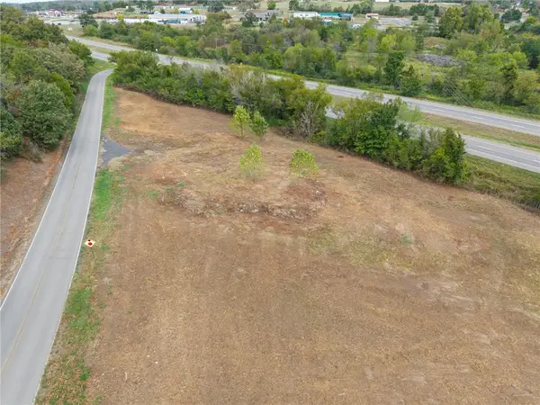 71 N Hester Cut Highway, Greenwood, AR 72936