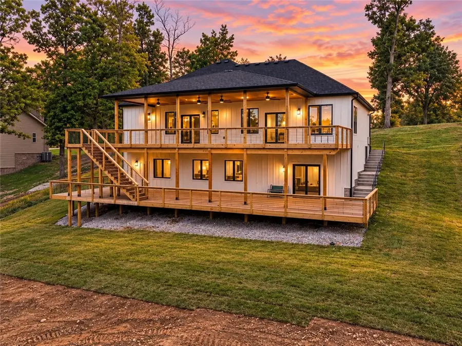 39 Village Road, Rogers, AR 72756 - #2