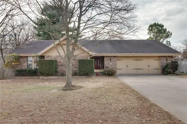 2903 Kay Lane, Springdale, AR 72762