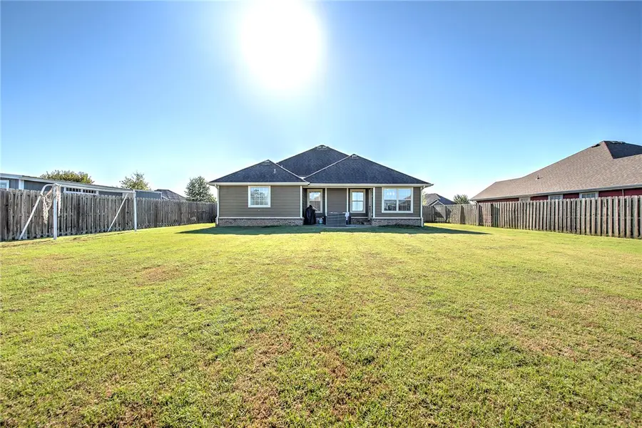 3968 Grand Valley Drive, Springdale, AR 72764 - #3