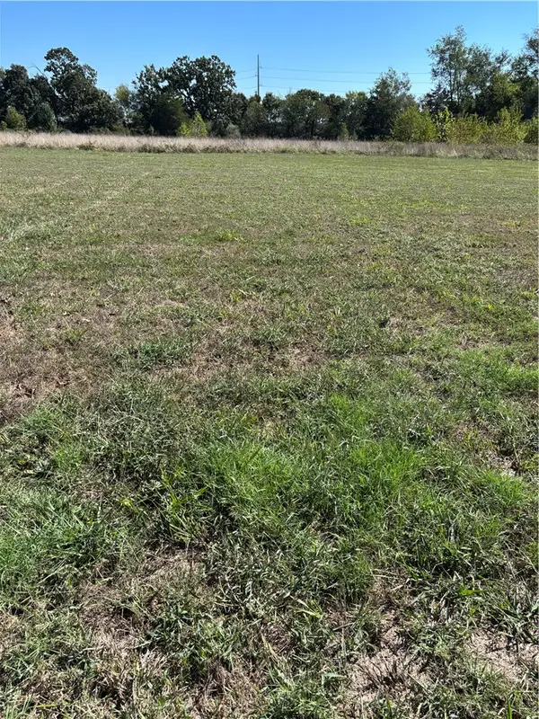 14283 N Vaughn, Highfill, AR 72713
