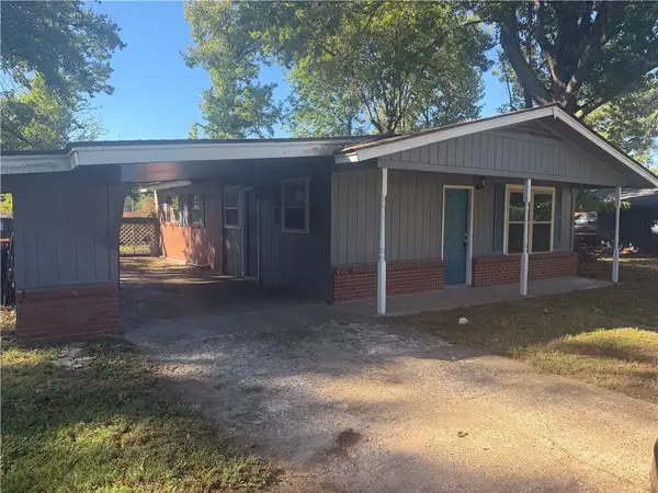 1202 E O Street, Russellville, AR 72801