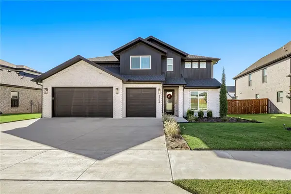 4304 S 87th Place, Bentonville, AR 72713