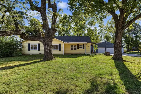 9218 Morning Star Road, Bentonville, AR 72713