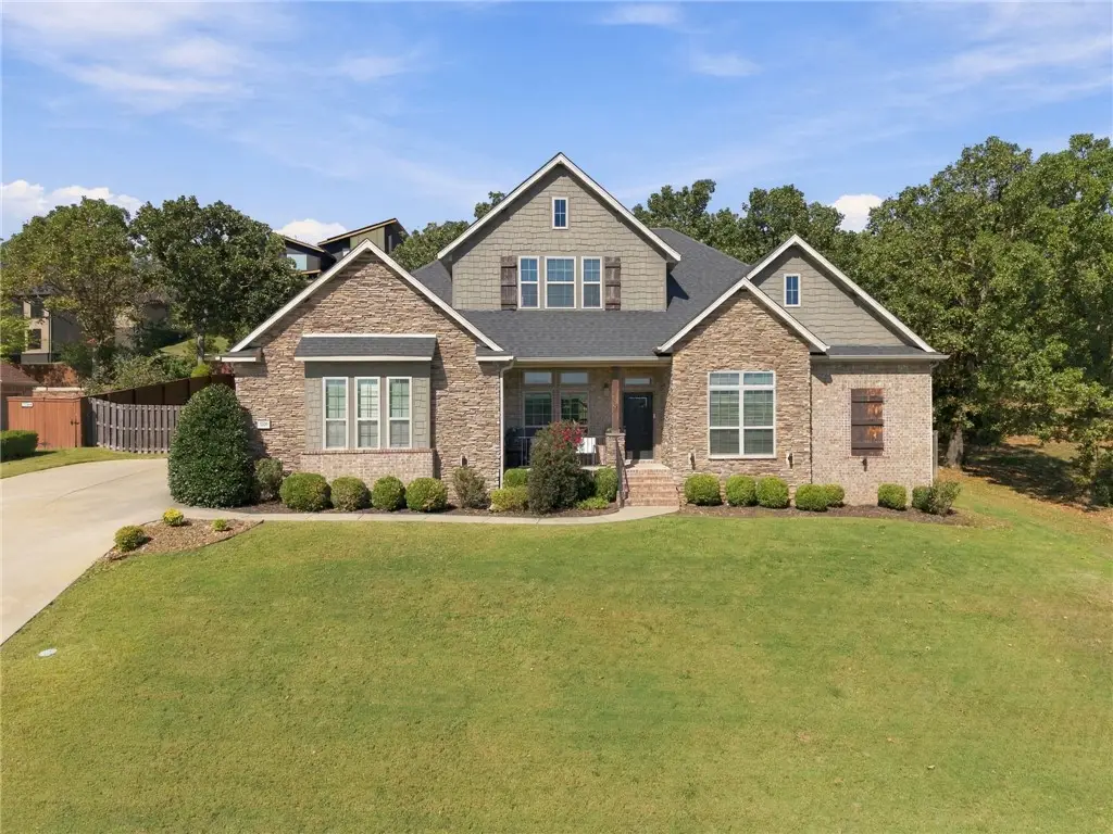 3206 E Crestline Place, Fayetteville, AR 72701 - #1