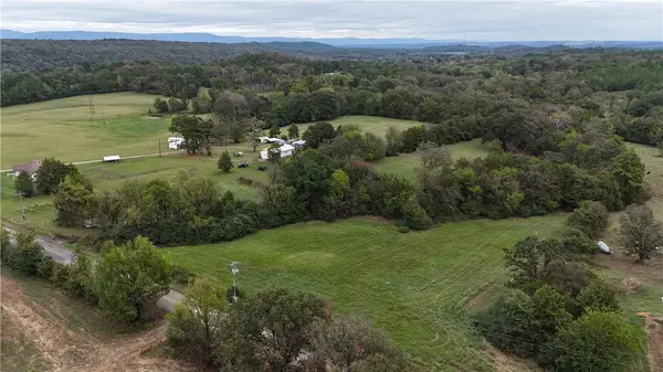 2262 County Road 3020, Altus, AR 72821