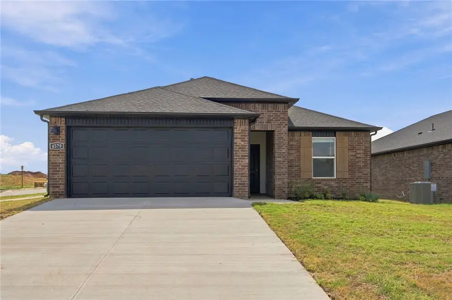 4301 Orchid Avenue, Springdale, AR 72764 - #2