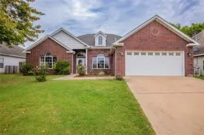 605 Maci Court, Siloam Springs, AR 72761