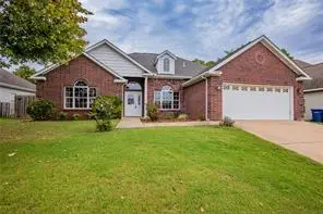 605 Maci Court, Siloam Springs, AR 72761 - #2