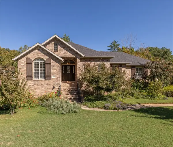 3218 E Idlewood Way, Fayetteville, AR 72703