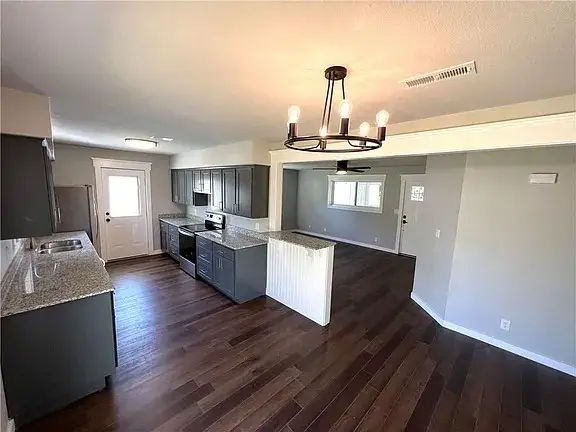 2015 W Sycamore Street, Rogers, AR 72758 - #2