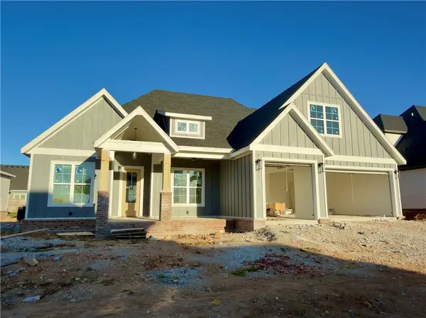 6607 S 60th Street, Rogers, AR 72758