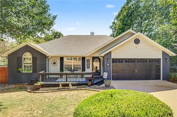 65 Granshire Drive, Bella Vista, AR 72714