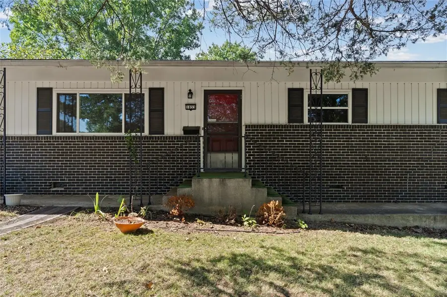 1833 N Woodland Avenue, Fayetteville, AR 72703 - #2