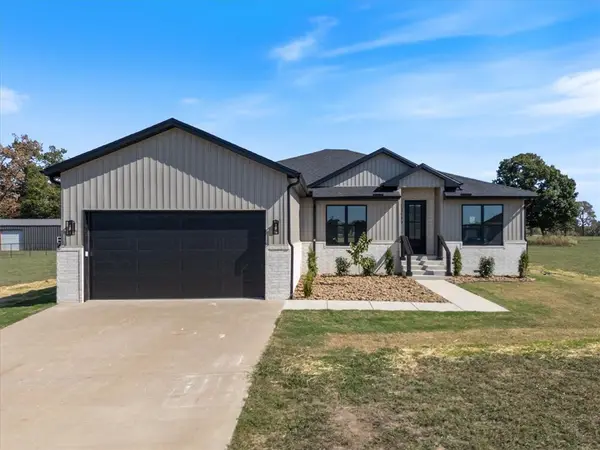 13496 Loyle Lane, Gravette, AR 72736