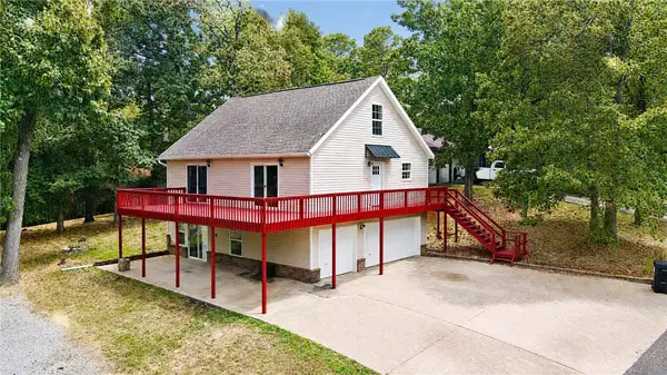 16351 Pin Oak Lane, Rogers, AR 72756