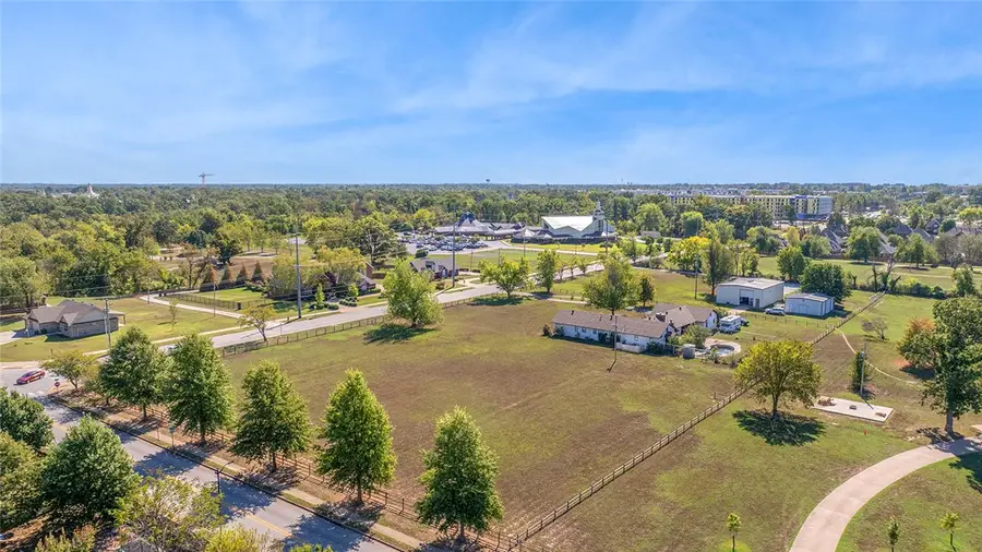 1401 NE J Street, Bentonville, AR 72712 - #3