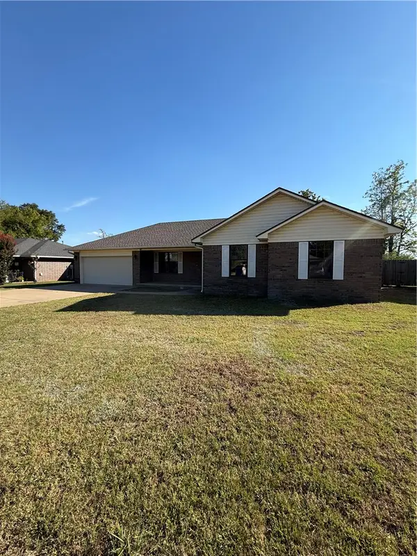 1524 E 15th Street, Russellville, AR 72802