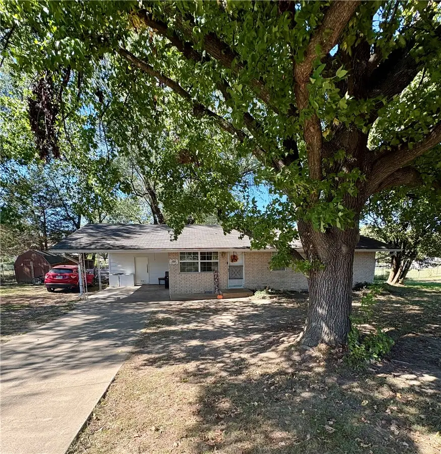 615 Pleasant Avenue, Gentry, AR 72734 - #1