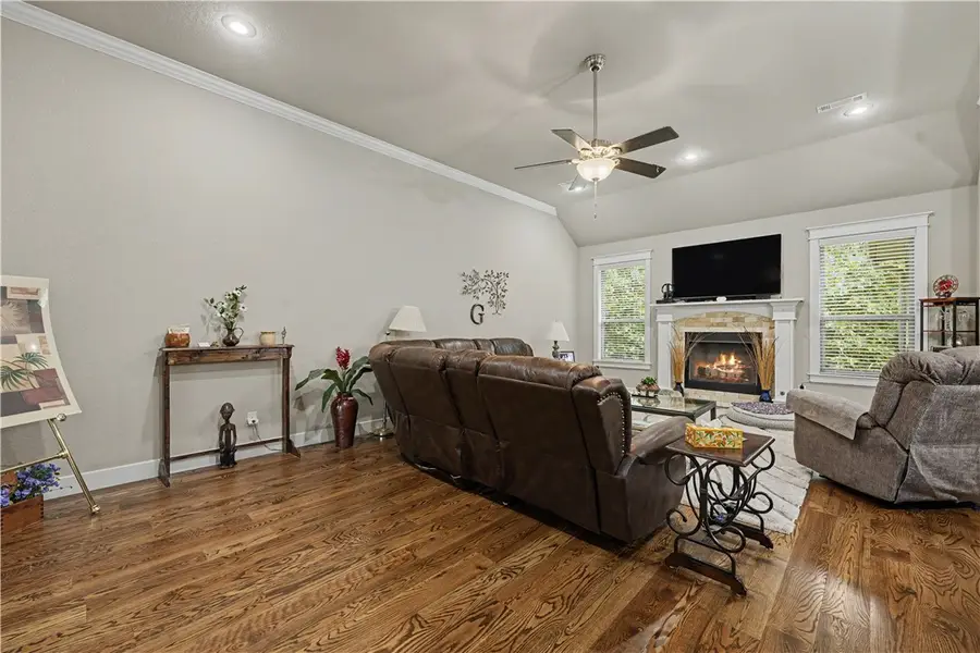 4 Harrington Lane, Bella Vista, AR 72714 - #2
