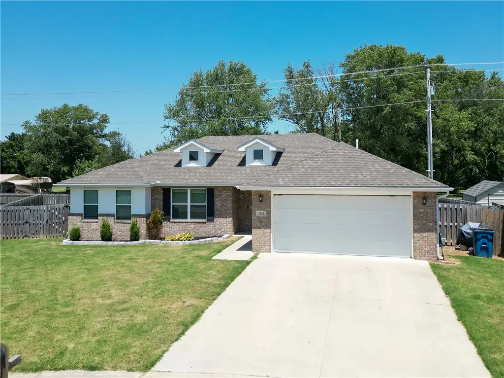 1512 Leah Street, Gentry, AR 72734 - #1