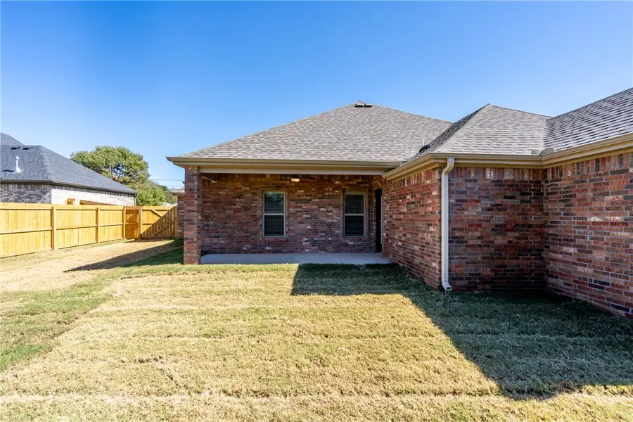 817 S Mitchell Avenue, Lincoln, AR 72744 - #3