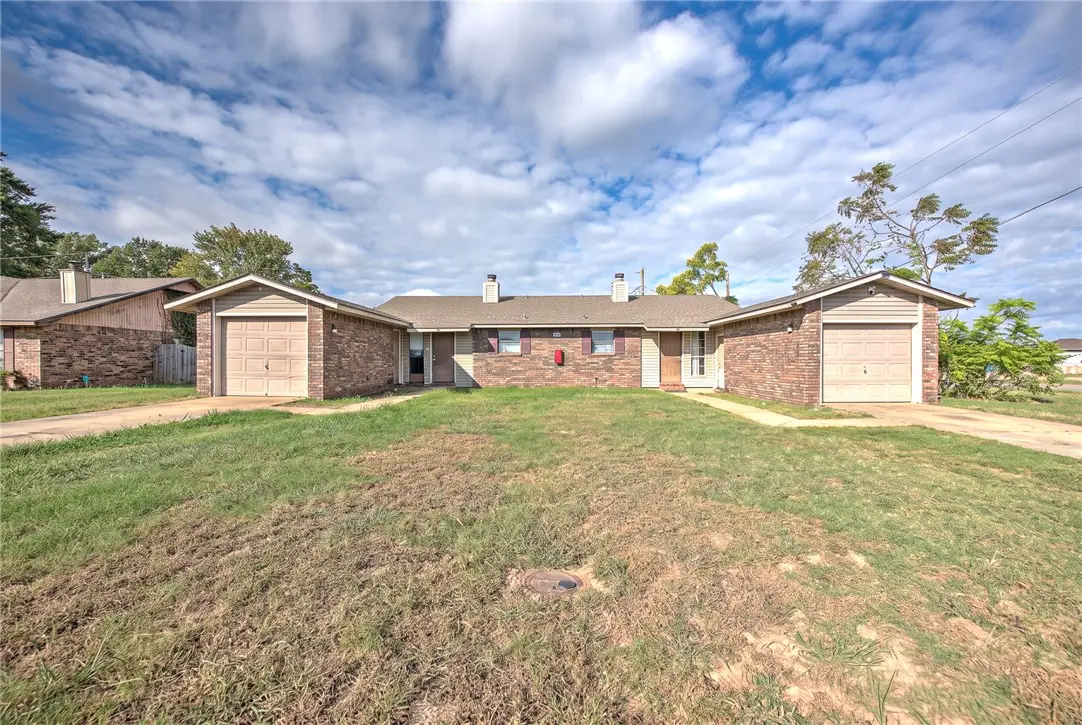 1508 A&B N Pleasant Street, Springdale, AR 72764 - #1