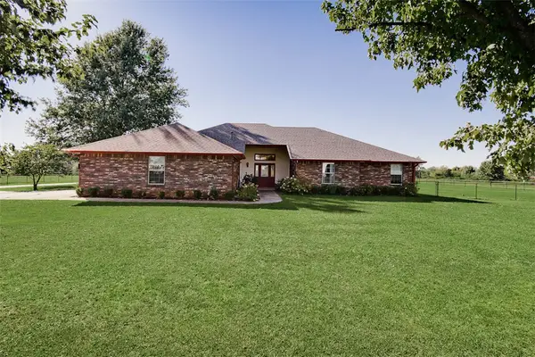 475 S Elm Springs Road, Elm Springs, AR 72762