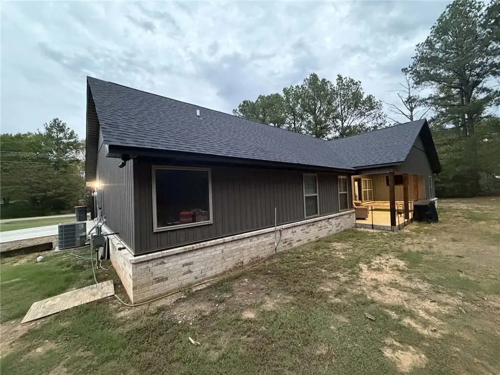 5700 Country Aire Loop, Hackett, AR 72937 - #1