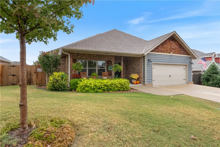 2310 Hope Lane, Siloam Springs, AR 72761 - #2