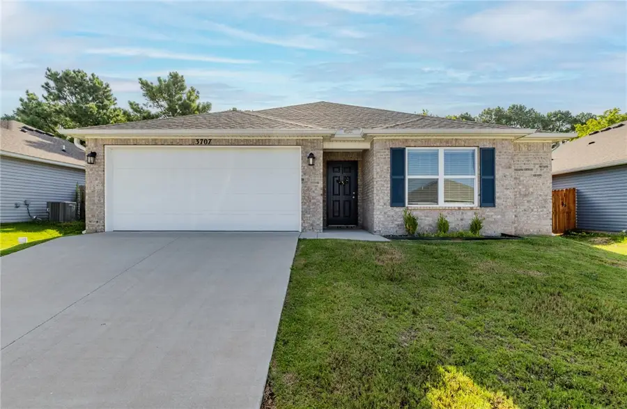 3707 S 1st Place, Rogers, AR 72758 - #2