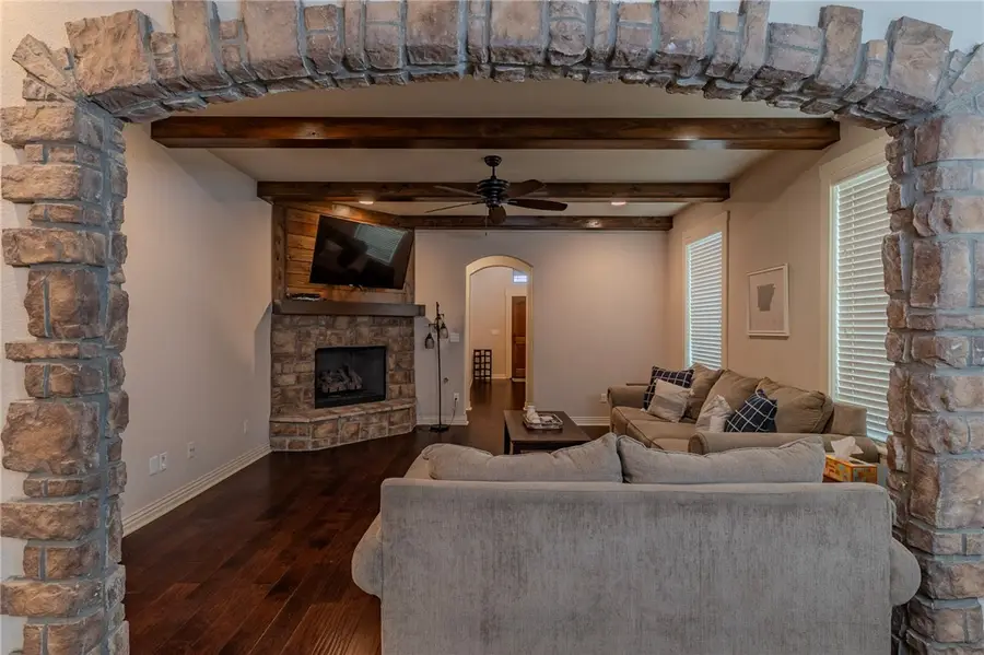 562 N Salem Road, Fayetteville, AR 72704 - #3