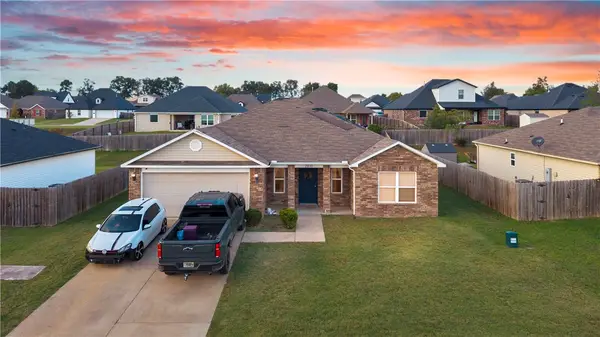 2810 Wyandotte Avenue, Springdale, AR 72764