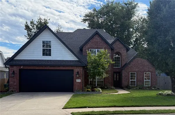 5708 Stoney Creek Drive, Rogers, AR 72758