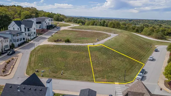 1807 N Clifton Avenue, Fayetteville, AR 72701