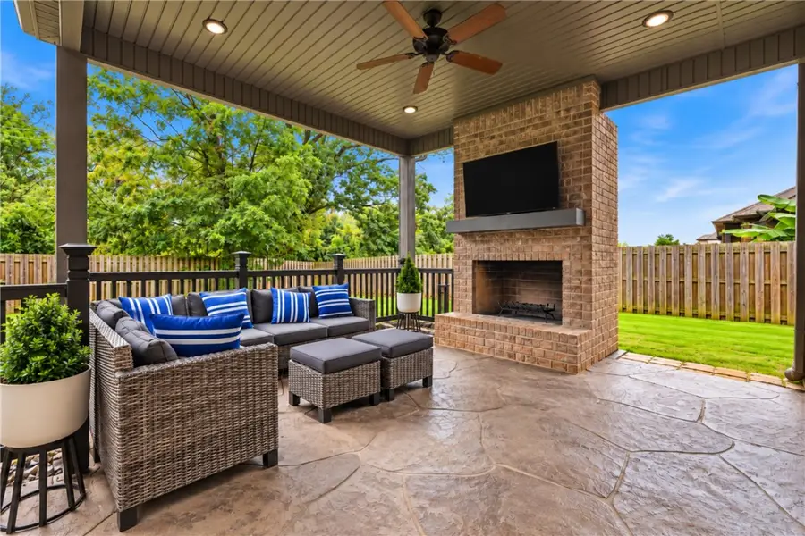 1061 Quail Hollow Drive, Bentonville, AR 72713 - #3