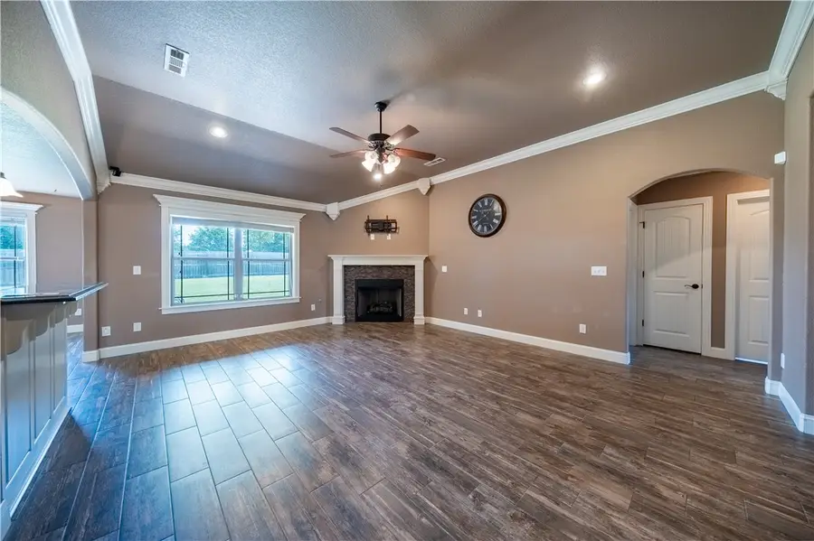 1060 Choate Place Circle, Pea Ridge, AR 72751 - #2