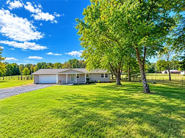 679 Lake Road, Atkins, AR 72823
