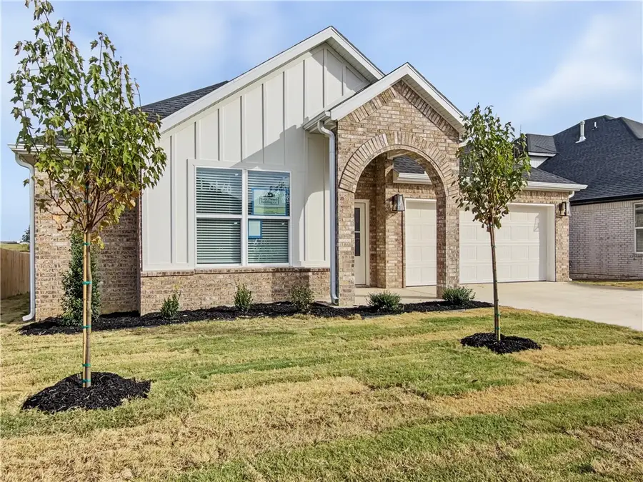 6702 SW Orange Avenue, Bentonville, AR 72713 - #2