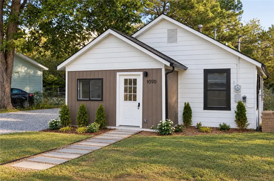 1090 S Washington Avenue, Fayetteville, AR 72701 - #3