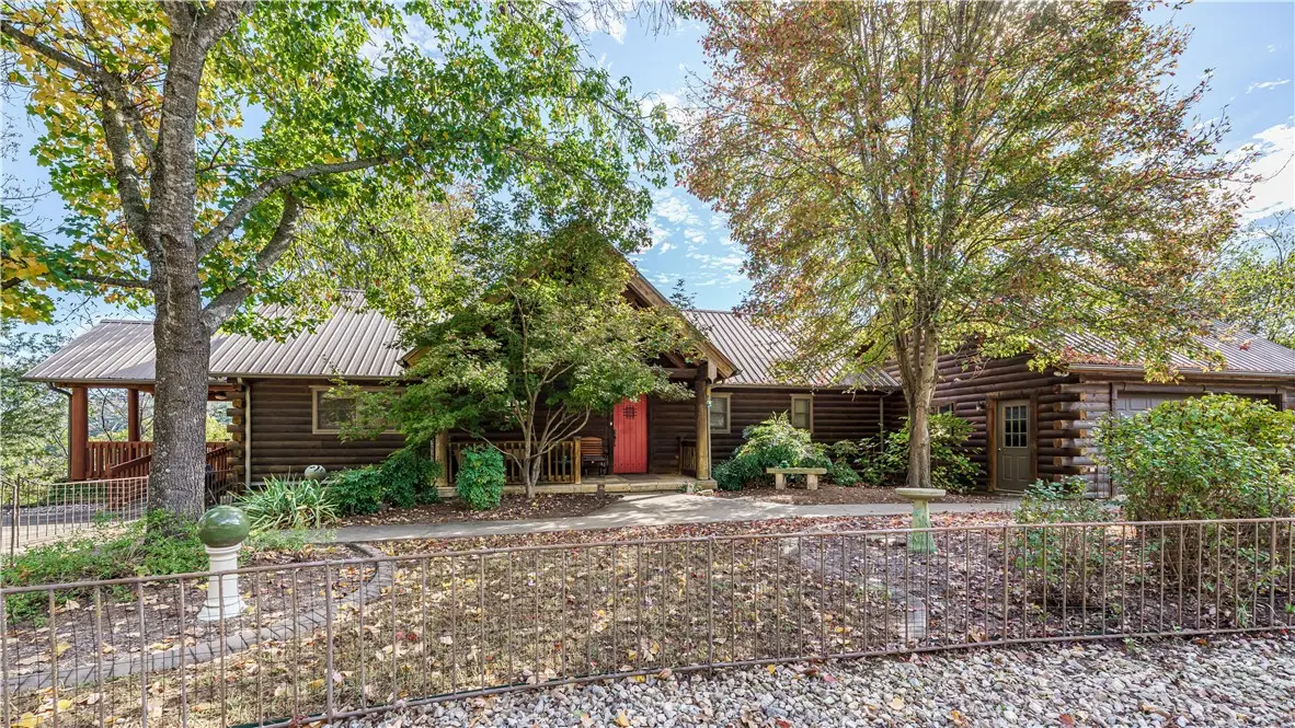 23 White Oak Drive, Holiday Island, AR 72631 - #1