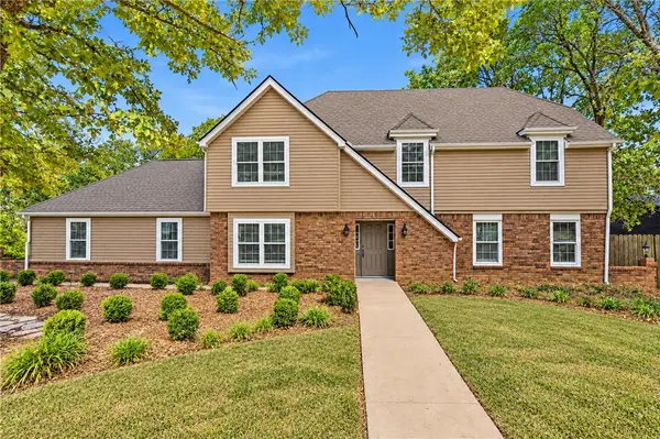 2548 Golden Oaks Drive, Fayetteville, AR 72703