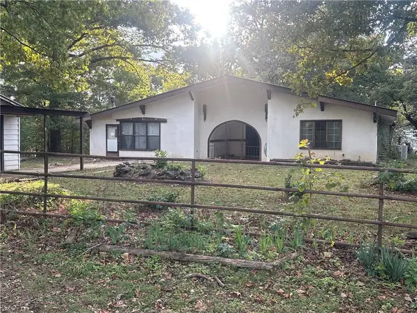 2703 Walton Lane, Harrison, AR 72601