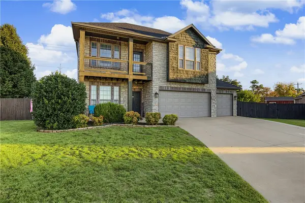 400 Orchard Circle, Cave Springs, AR 72718