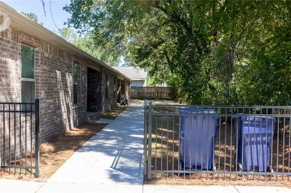 312 W Butler Street, Prairie Grove, AR 72753