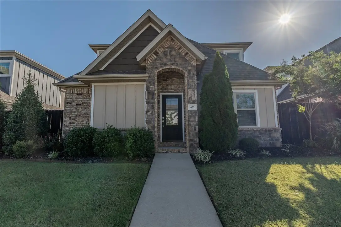 652 N Malbec Road, Fayetteville, AR 72704 - #1